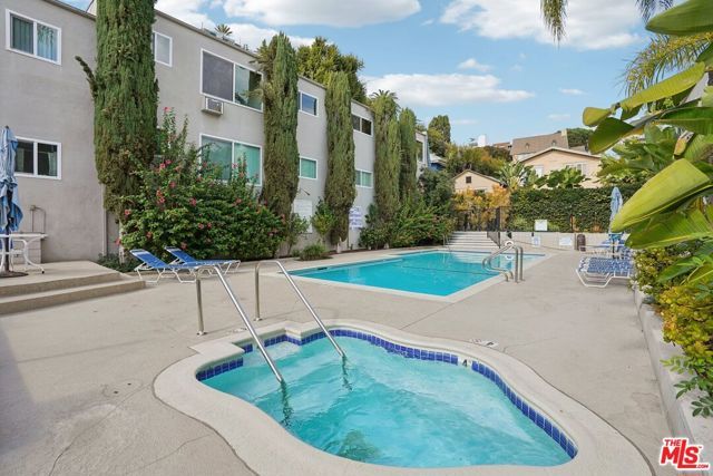 968 Larrabee Street 212, West Hollywood, CA 90069