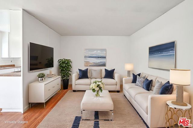 968 Larrabee Street 212, West Hollywood, CA 90069