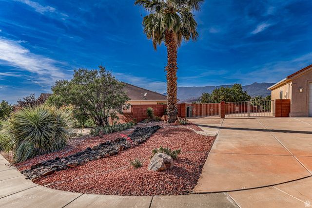 2654 W 320 N, Hurricane, UT 84737