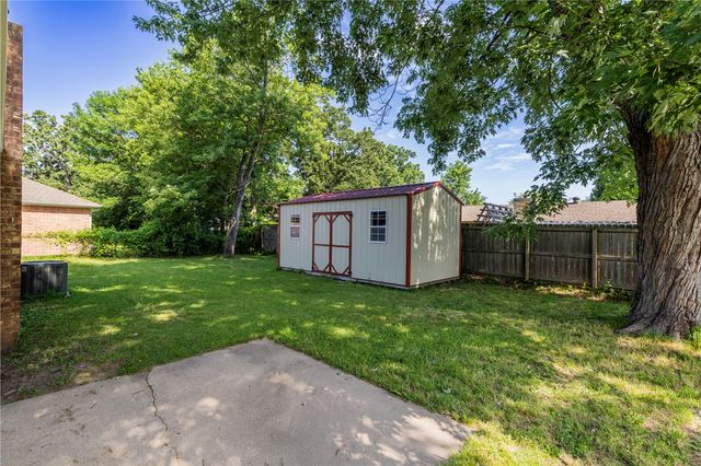 1309 Forest Drive, Rogers, AR 72756