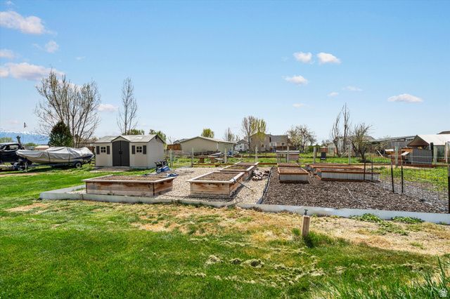 4205 W 4450 S, West Haven, UT 84401