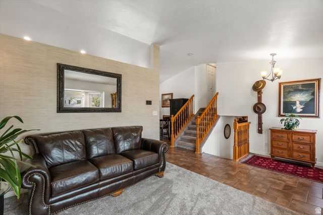 4205 W 4450 S, West Haven, UT 84401