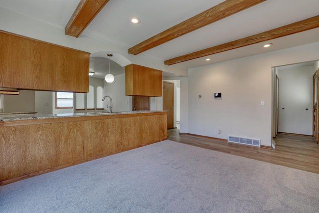18620 Midland PLACE, Brookfield, WI 53045