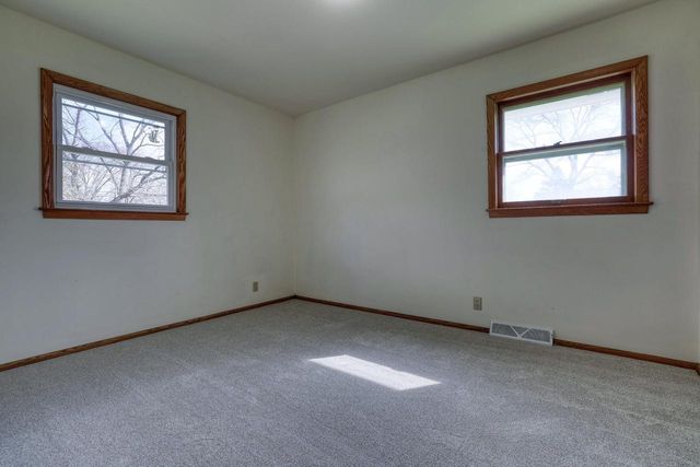 18620 Midland PLACE, Brookfield, WI 53045