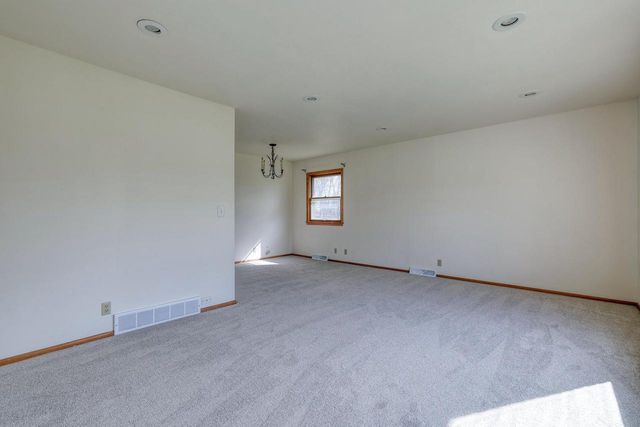 18620 Midland PLACE, Brookfield, WI 53045
