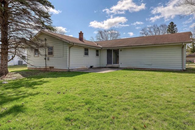 18620 Midland PLACE, Brookfield, WI 53045