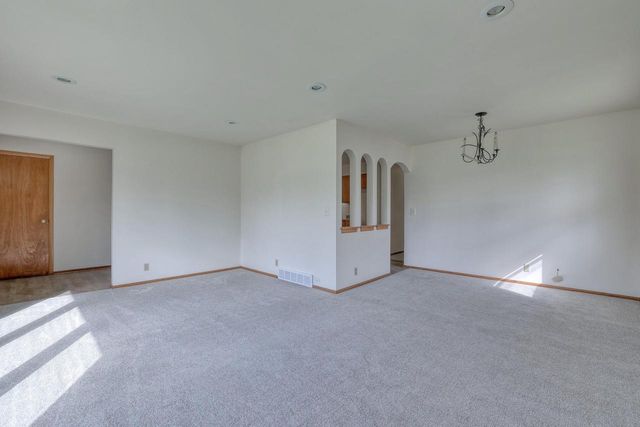 18620 Midland PLACE, Brookfield, WI 53045