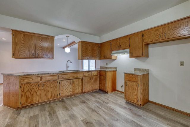 18620 Midland PLACE, Brookfield, WI 53045