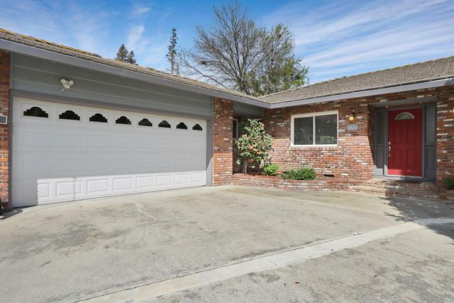 6620 Cumberland Pl, Stockton, CA 95219