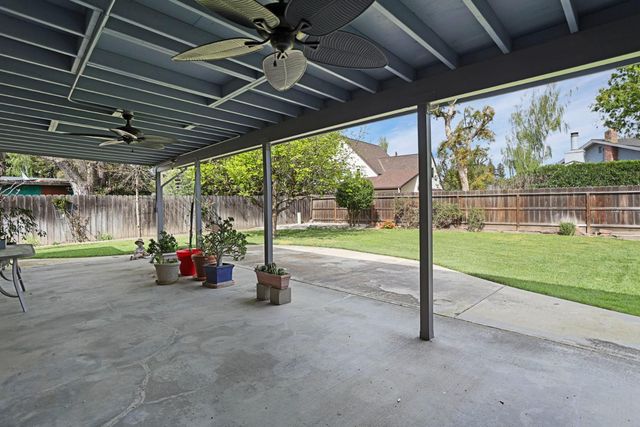 6620 Cumberland Pl, Stockton, CA 95219