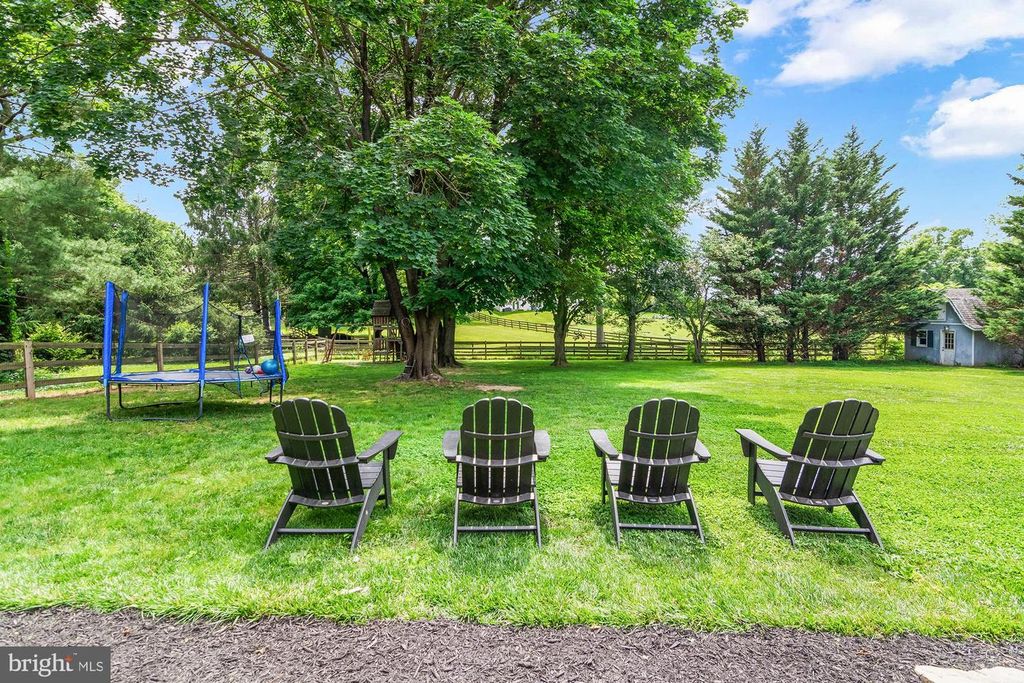 Image 19 of property listing at 109 ROCKVALE RD, Sykesville, MD 21784