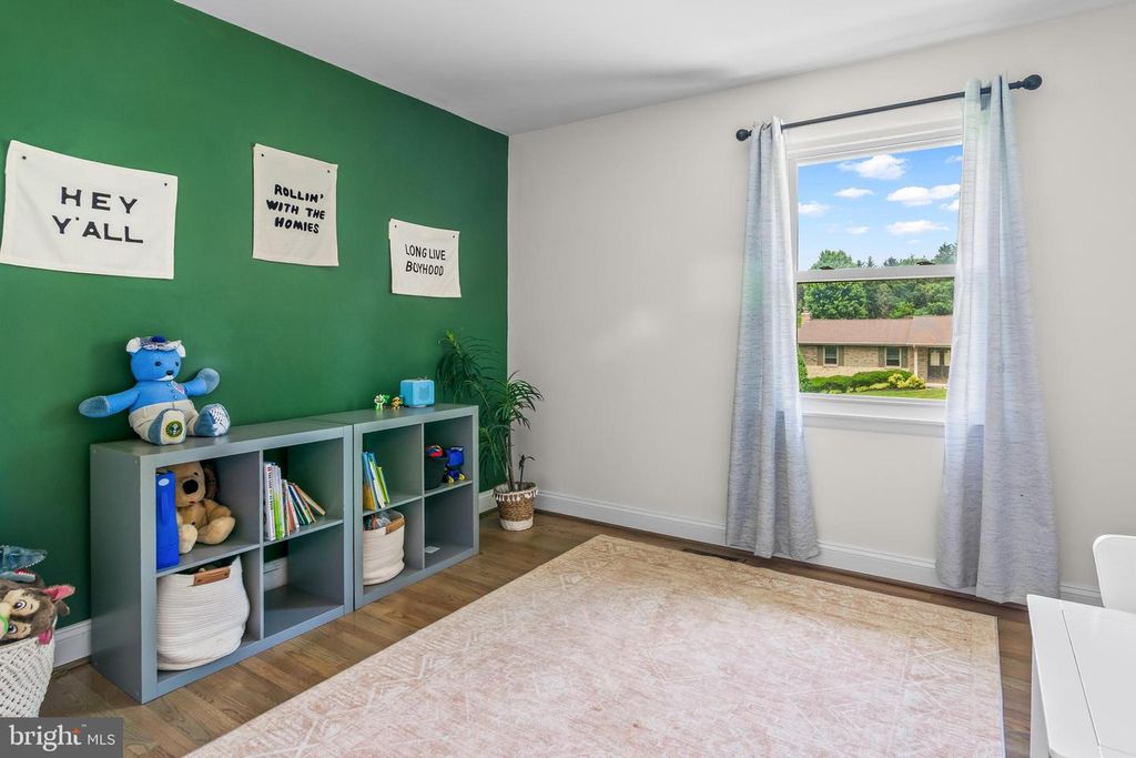 Image 30 of property listing at 109 ROCKVALE RD, Sykesville, MD 21784