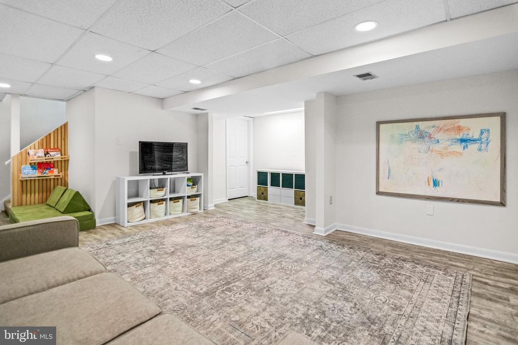 Image 39 of property listing at 109 ROCKVALE RD, Sykesville, MD 21784
