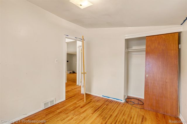 1178 Dudley Avenue, Pontiac, MI 48342