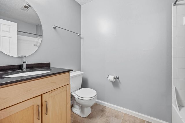 6048 Chasewood Parkway 1, Minnetonka, MN 55343