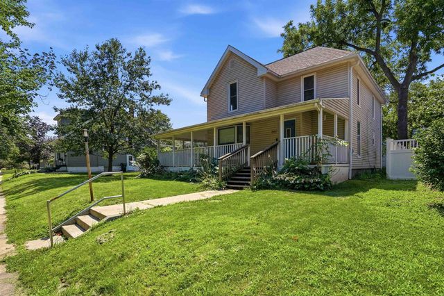307 Olive Street, Cedar Falls, IA 50613