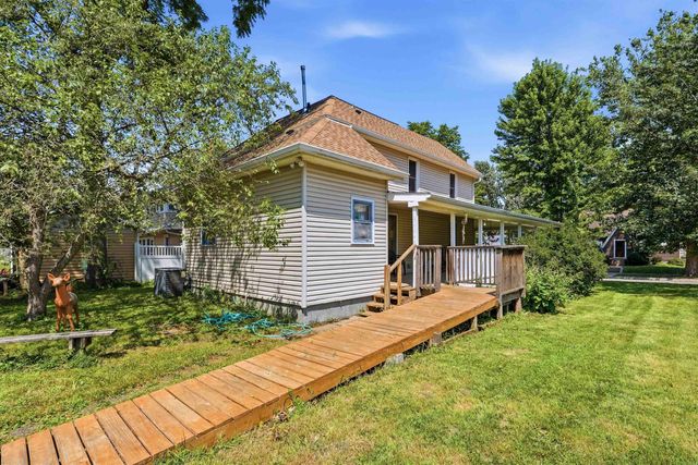 307 Olive Street, Cedar Falls, IA 50613