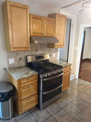 3817 Montevista Road, Cleveland Heights, OH 44121