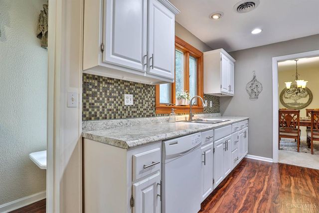 881 Grays Lane, New Richmond, OH 45157