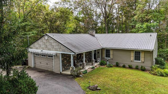 881 Grays Lane, New Richmond, OH 45157