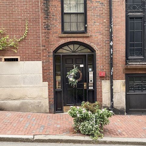 51 Hancock St 3, Boston, MA 02114