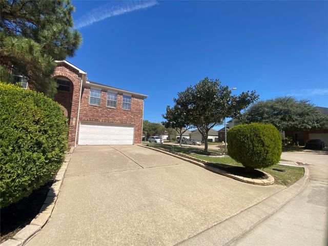 19102 Desert Moon Drive, Cypress, TX 77433