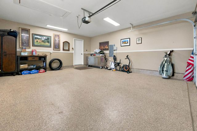 11990 Summer Ridge Lane, Huntley, IL 60142