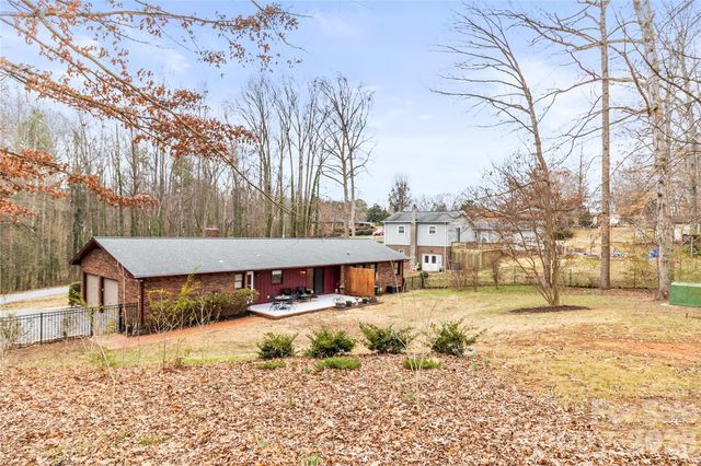 155 Pandora Road, Mooresville, NC 28115