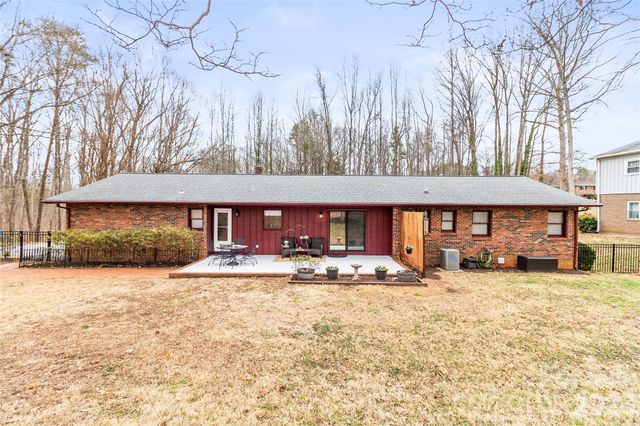 155 Pandora Road, Mooresville, NC 28115