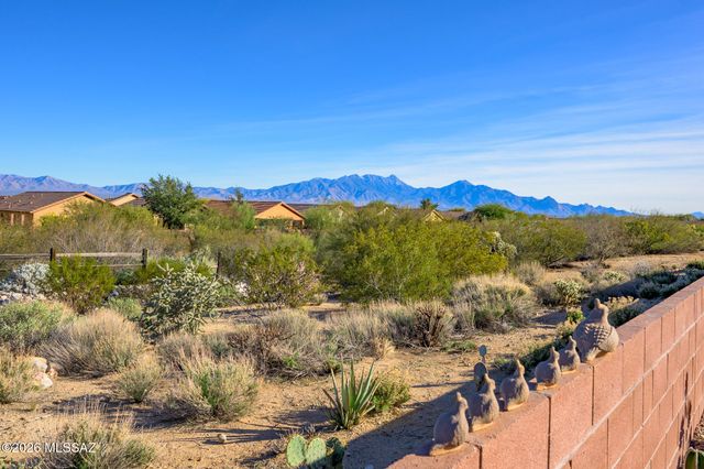 940 N Observation Trail, Green Valley, AZ 85614