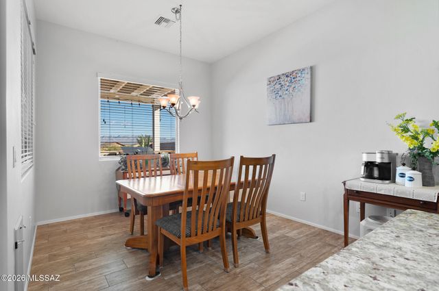 940 N Observation Trail, Green Valley, AZ 85614