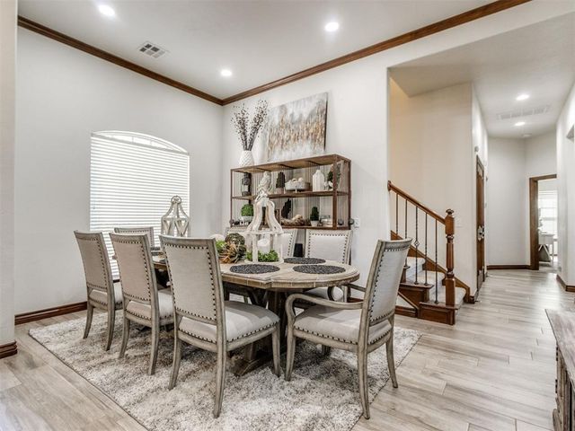 1017 W Camellia Way, Mustang, OK 73064