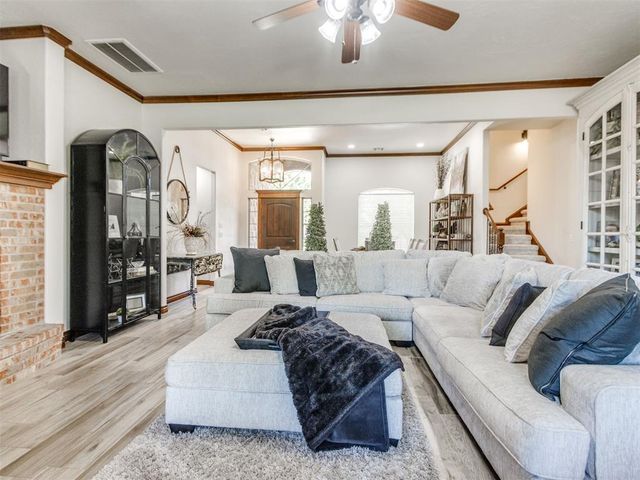 1017 W Camellia Way, Mustang, OK 73064