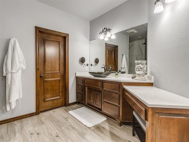 1017 W Camellia Way, Mustang, OK 73064