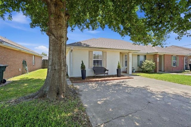 1741 N Tallowood Dr Drive, Lake Charles, LA 70605