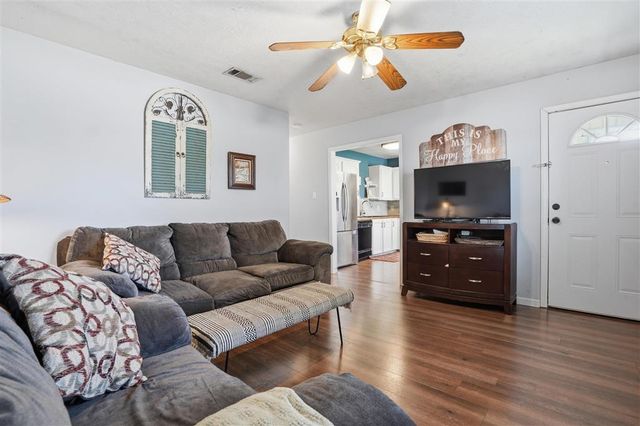1741 N Tallowood Dr Drive, Lake Charles, LA 70605