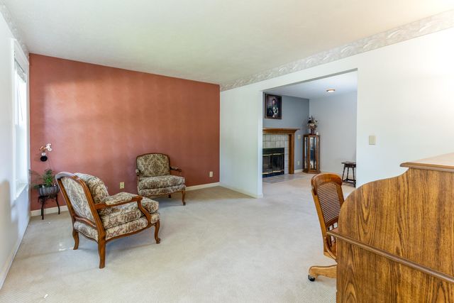 6049 Tosha Drive, Burlington, KY 41005