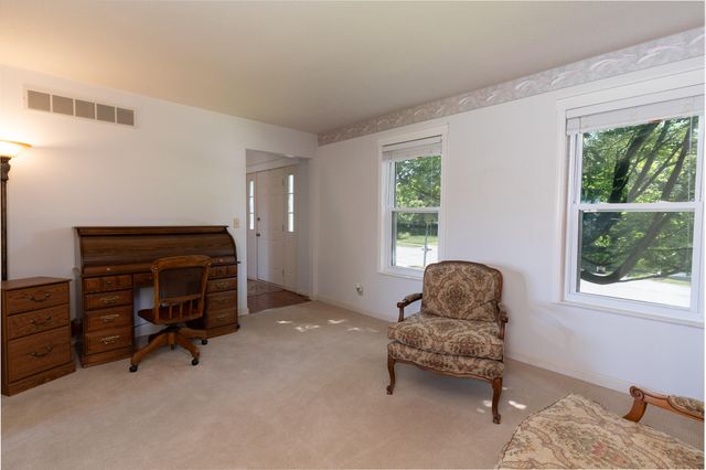 6049 Tosha Drive, Burlington, KY 41005