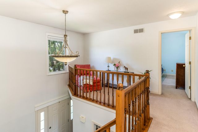 6049 Tosha Drive, Burlington, KY 41005