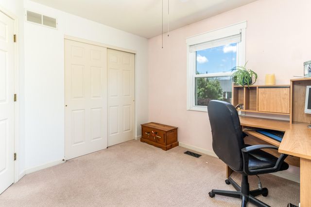 6049 Tosha Drive, Burlington, KY 41005