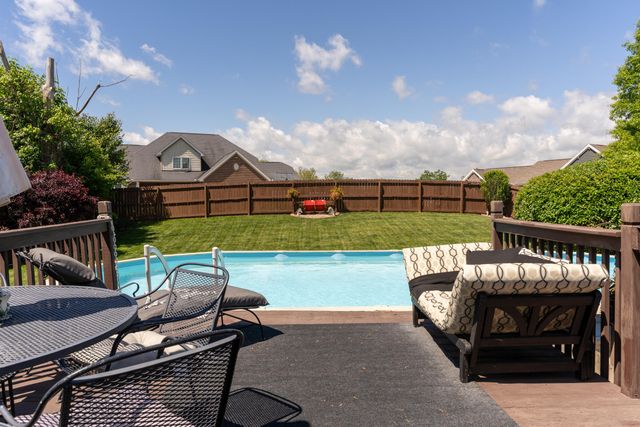 6049 Tosha Drive, Burlington, KY 41005