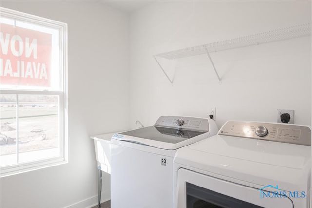 24537 W Third Street, Grand Rapids, OH 43522