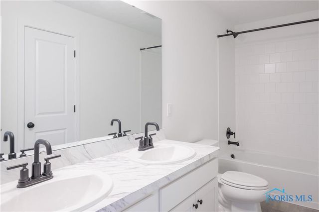 24537 W Third Street, Grand Rapids, OH 43522