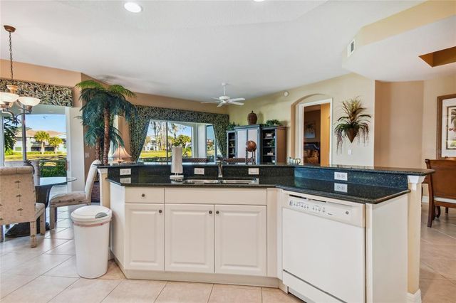 9441 DISCOVERY TERRACE 101A, Bradenton, FL 34212