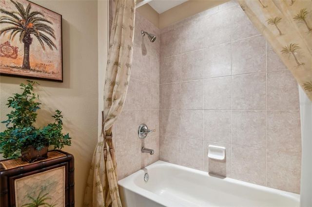 9441 DISCOVERY TERRACE 101A, Bradenton, FL 34212