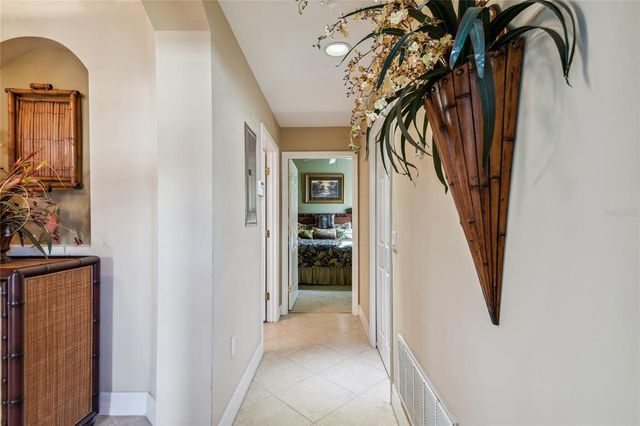 9441 DISCOVERY TERRACE 101A, Bradenton, FL 34212