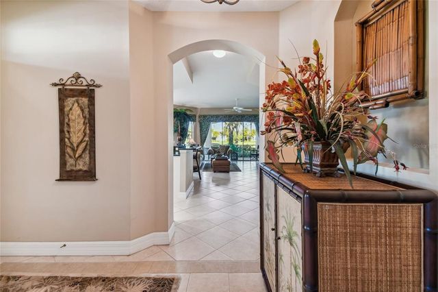 9441 DISCOVERY TERRACE 101A, Bradenton, FL 34212