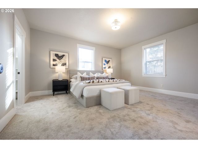 216 Ne TILLAMOOK St A, Portland, OR 97212