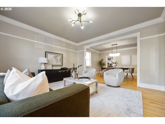 216 Ne TILLAMOOK St A, Portland, OR 97212