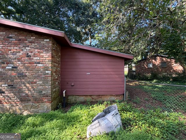 6168 Castlewood Drive, Morrow, GA 30260